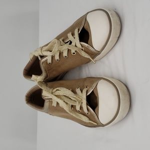 G By Guess Oona2 Canvas Tan Sneakers Gold Lace Up with Some Scuffs Shoe Size 9